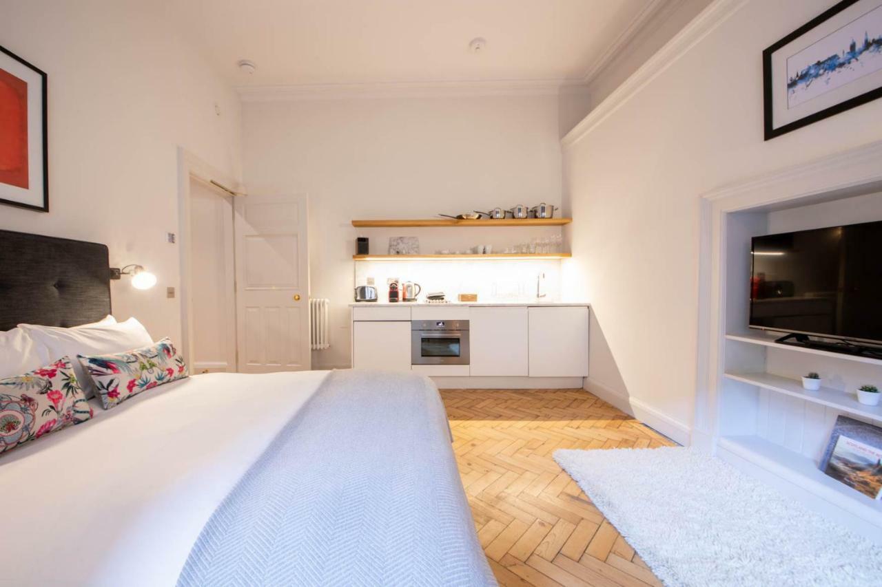 Linton Collection - The West Wing Apartment Edinburgh Bagian luar foto