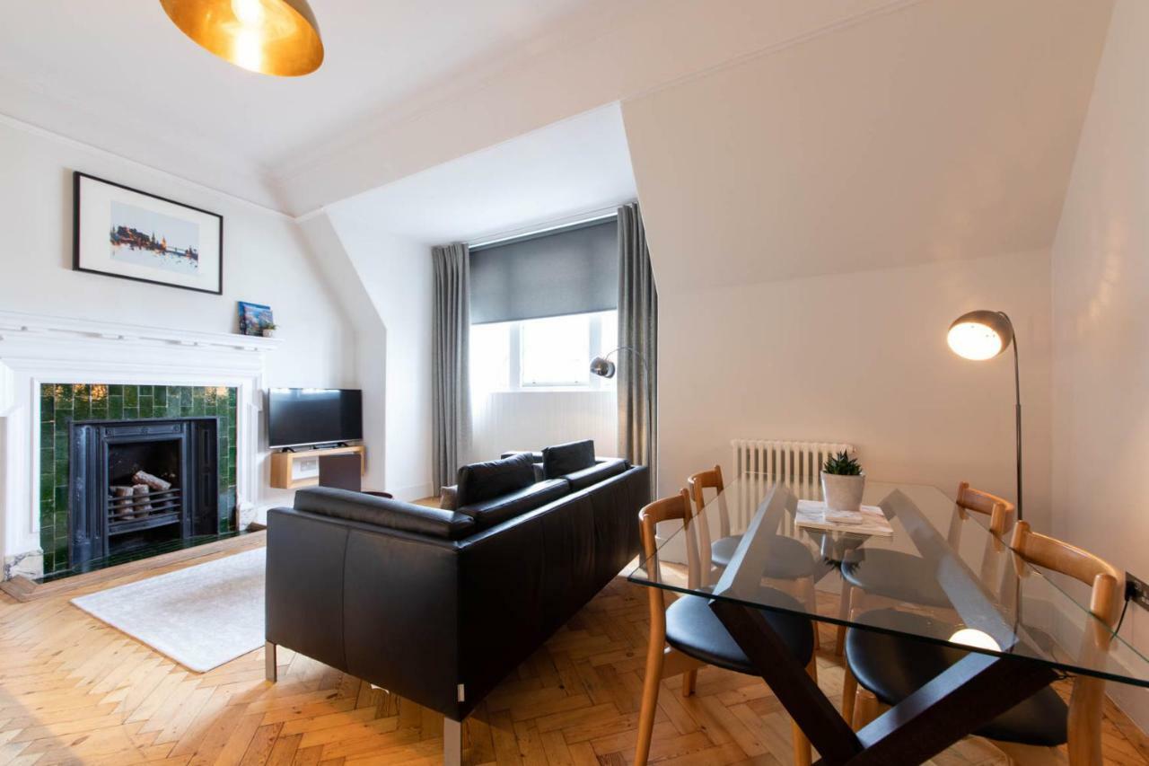 Linton Collection - The West Wing Apartment Edinburgh Bagian luar foto