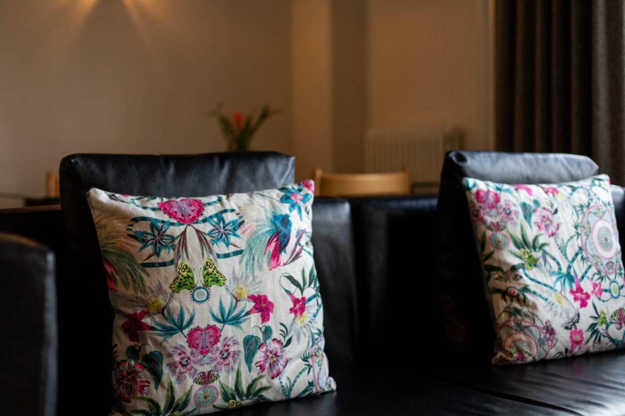 Linton Collection - The West Wing Apartment Edinburgh Bagian luar foto