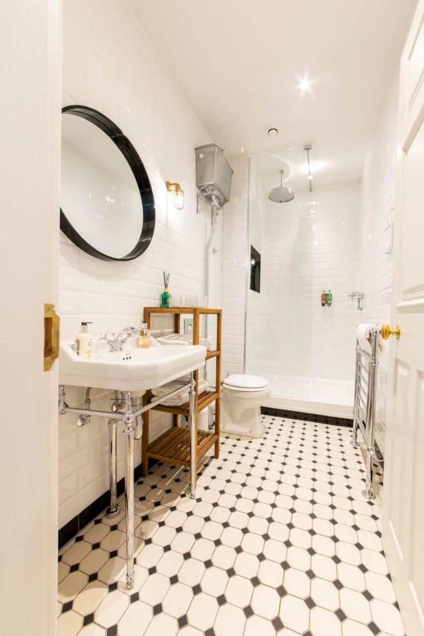 Linton Collection - The West Wing Apartment Edinburgh Bagian luar foto