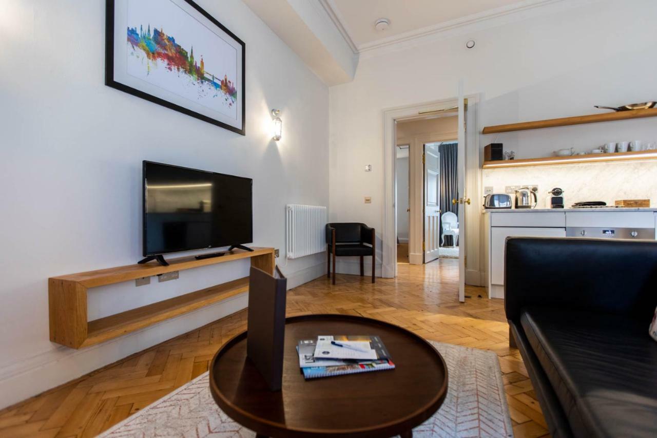 Linton Collection - The West Wing Apartment Edinburgh Bagian luar foto